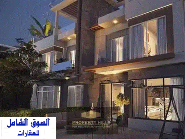 فيلا تاون هاوس 3 أدوار لقطة! استلام فوري بفيو فاخر بجوار October Park