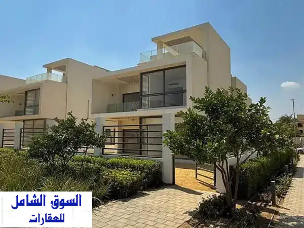 فيلا مستقلة فاخرة للبيع بالجولدن سكوير - جاهزة...