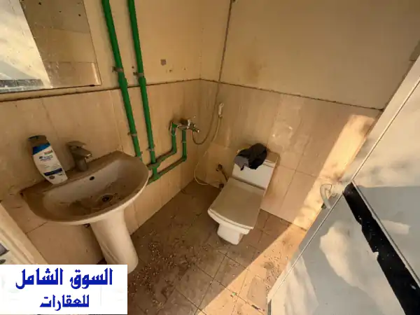 أرض للإيجار السنوي: 35425 قدم² | موقع استراتيجي للتجارة والتخزين بسعر 15 درهم/قدم!