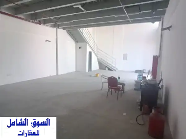مستودع إيجار سنوي مميز بالجرف الصناعية 2 | ميزان، 3000 قدم مربع، قرب شارع الشيخ محمد بن زايد (دبي/الشارقة)