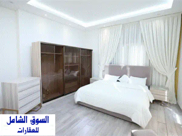 🔑 إيجار غرفة ماستر ببلكونة في مويلح التجارية...