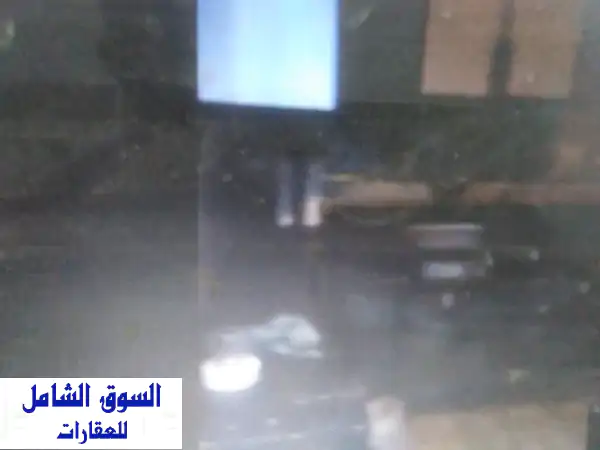 شقة تشطيبه سوبر لوكس 85م قريبة من جملة ماركت والهرم الرئيسي توجد بالدور الرابع مصعد وببرج 12 دور ...