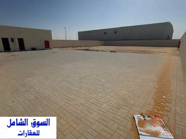 حوطة صناعية جديدة للإيجار في الصجعة، الشارقة – أول استخدام، مساحات 14-16 ألف قدم مربع!