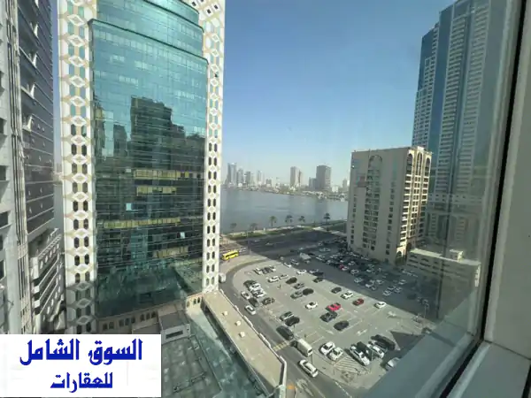 مكتب فاخر للإيجار السنوي 50,000 درهم | شهر مجاني |...