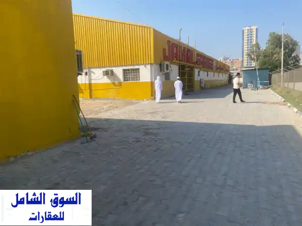 🌟 للإيجار: هانجر صناعي متكامل الخدمات...