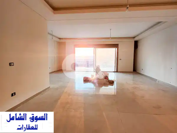 شقة أحلامك في عيون برمانا: 225م² بإطلالة بحر وجبل ساحرة...