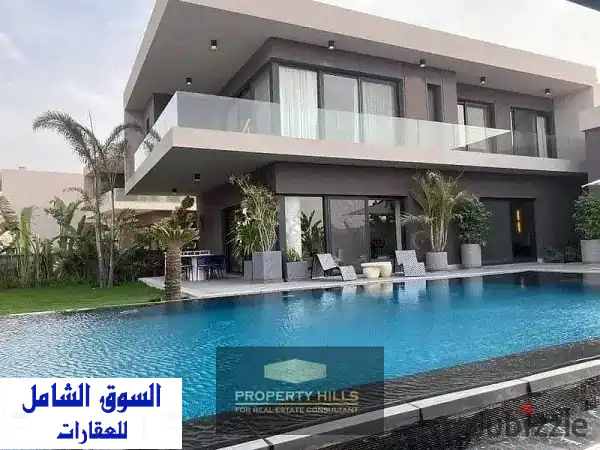 فرصة استثنائية: روف فندقي فاخر 751م بحمام سباحة...