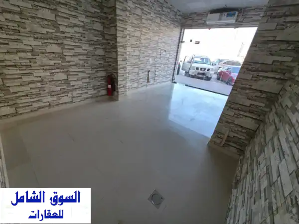 فرصة ذهبية! محل تجاري للإيجار السنوي بالروضة | 23...