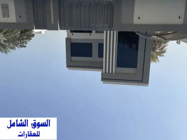 للبيع فيلا جديدة وفاخرة في سمنان الشارقة | 5 غرف...