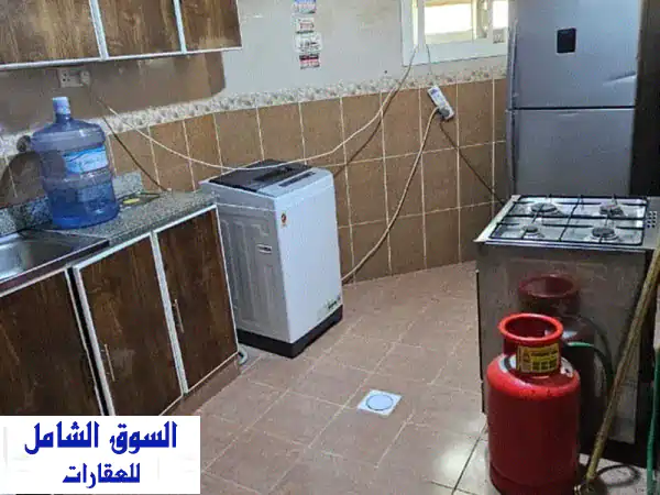 شقة مفروشة للإيجار بالرشيدية 1 دبي | غرفة وصالة | إطلالة بحر | شامل الفواتير