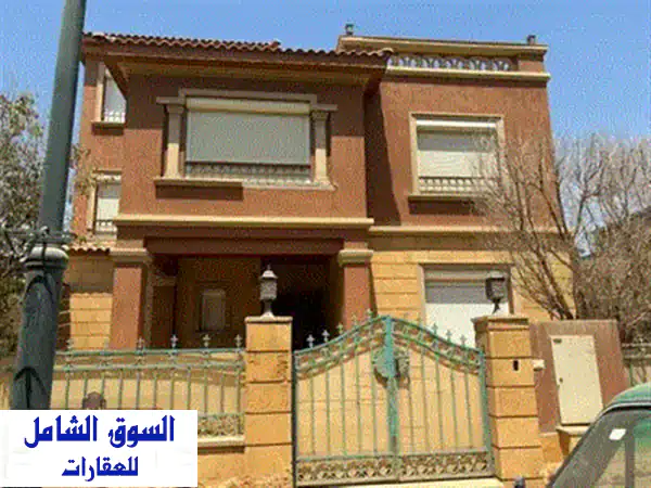 فرصة استثنائية: فيلا مستقلة فاخرة بالرووف في بيلاجيو القاهرة الجديدة - تشطيب كامل وجاهزة للسكن!