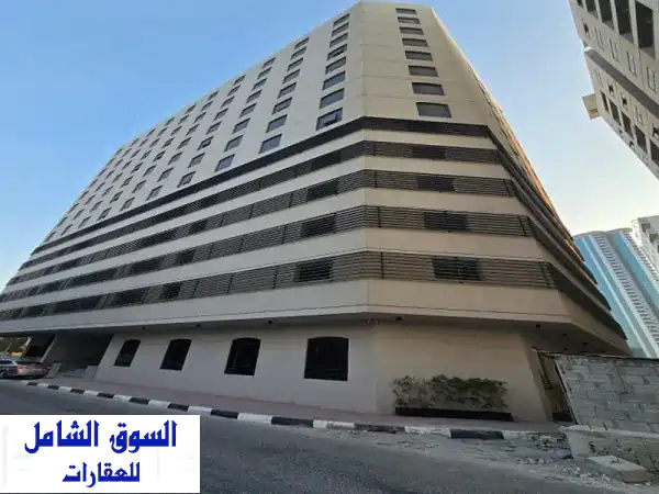 فرصة استثمارية ذهبية: بناية فاخرة جديدة...