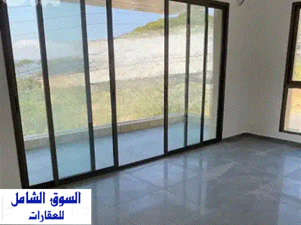 شقة أحلامك في مزهر: للبيع 130م2 | إطلالة بحرية خلابة | 2 نوم وحمامين