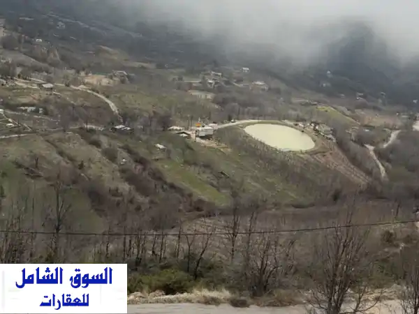 عقار في صنين 900 متر مع رخصة عمار 3 طوابق ورووف السعر 150000 دولار