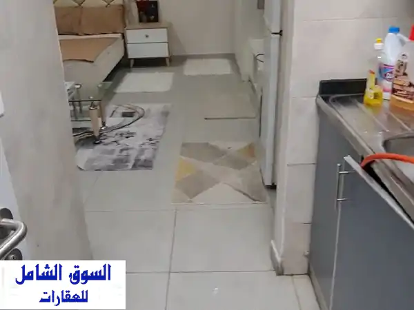 استوديو للإيجار الجرف 2: مفروش بالكامل، شامل الفواتير، بدون عمولة - المالك مباشرة