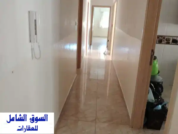 شقة أحلامك في رجم الجيش: طابق ثالث 114م، 3 نوم، بلكونة - فرصة سكن واستثمار لا تُعوّض!