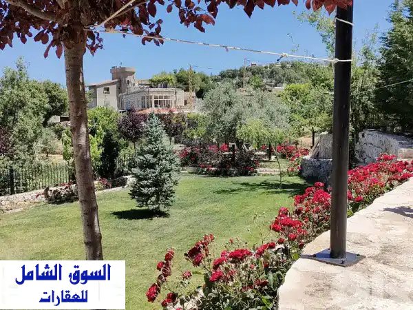 تريبلكس فاخر للبيع في مشمش: إطلالة بحرية خلابة،...