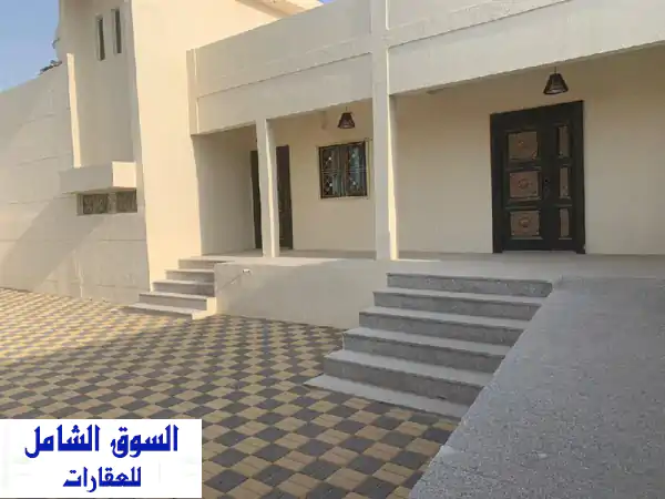 فرصة ذهبية: فيلا عائلية بملحق مسلح للبيع في الغافية، الشارقة | 8000 قدم بموقع حيوي