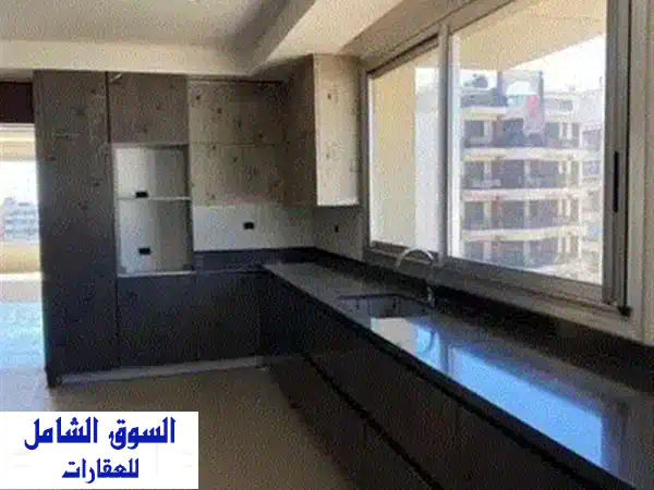 شقة فاخرة للبيع في الأشرفية: المنطقة الذهبية، إطلالة بحرية خلابة، 255م²