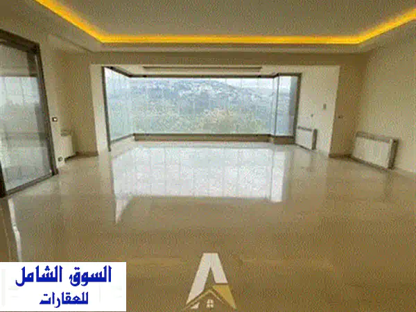 شقة فاخرة للبيع بمونتيفيردي: 190م مفروشة بالكامل بإطلالة بانورامية ساحرة!