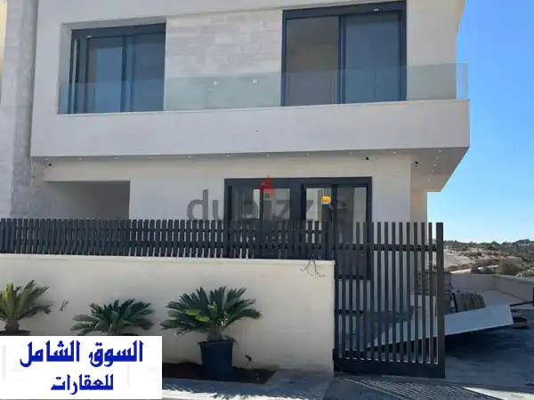 فيلا الأحلام في أرقى مناطق دابوق: تشطيب ملوكي،...