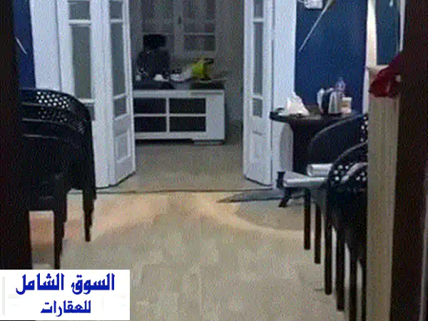 للبيع شقة أرضي مرتفع 220م 2 بمدخلين خاص وعمومي + 50...