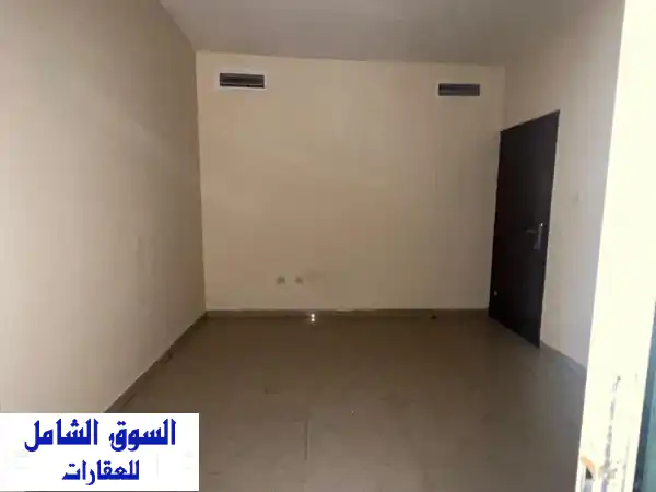 استوديو فاخر للإيجار السنوي في أبراج الفالكون عجمان...