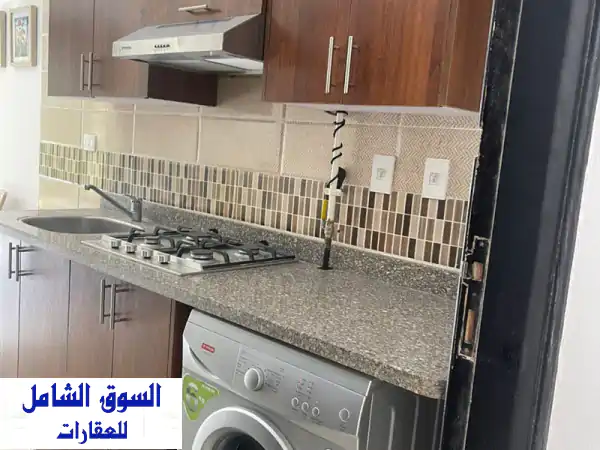 للبيع استوديو فاخر بأروما العين السخنة: صف أول على البحر مباشرة، كورنر بجاردن خاصة، استلام فوري ومفروش بالكامل!