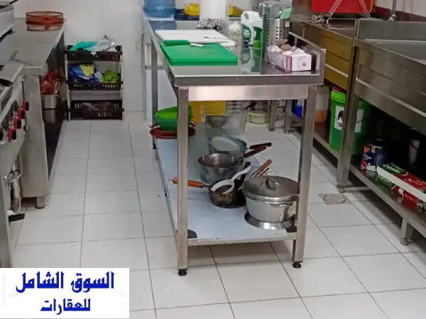 امتلك كافيتريا أحلامك فوراً: للبيع المستعجل...