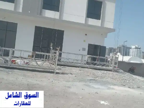 فرصة ذهبية: بيع 10 رافعات خارجية (كريدلات) لواجهات المباني - جودة وكفاءة لا مثيل لها!