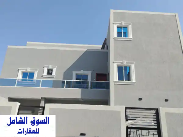 فرصة ذهبية: بناية كاملة للإيجار السنوي...