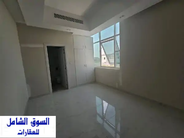 فيلا سمارت هوم فاخرة للبيع في الحوشي الشارقة | 4 غرف...