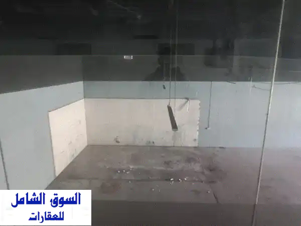 مستودع إيجار مميز بالصناعية 11 - 4300 قدم مربع بمكتب داخلي | موقع استراتيجي لنجاح أعمالك