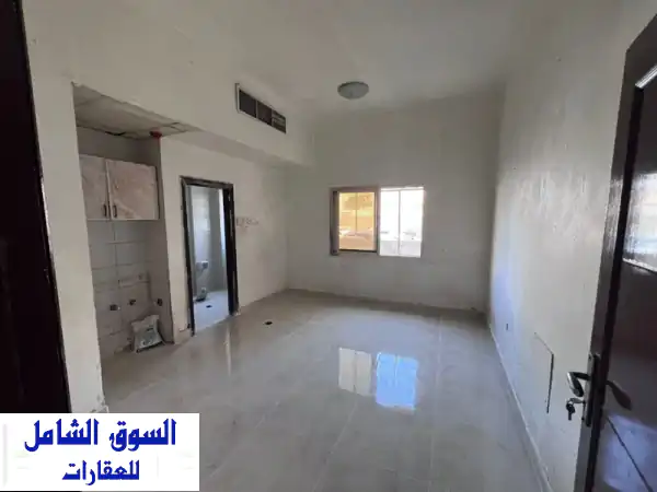 استوديو فاخر للإيجار السنوي في عجمان النعيمية 2 | 16000 د.إ | تجديد كامل وموقع استراتيجي قرب شارع الكويت والكباب الأفغاني