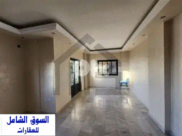 استأجر شقة أحلامك في عاليه: مفروشة بالكامل، إطلالة بحر وبيروت بانورامية، وتراس 100م!