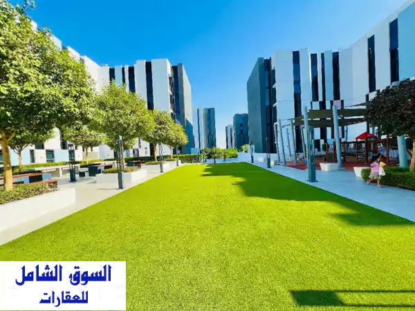 شقة للبيع في الجادة الشارقة: غرفة وصالة مميزة 740 قدم...