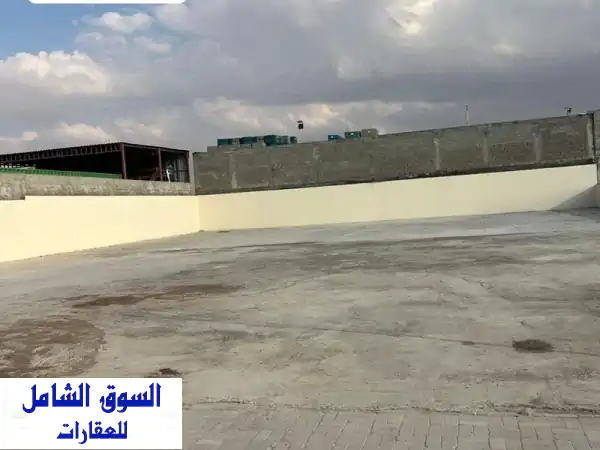 فرصة استثمارية: أرض وحوطة متكاملة للإيجار...