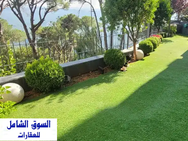 للإيجار في برمانا: شقة فخمة بموقع رئيسي مع حديقة...