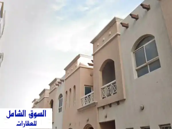 فيلا تجارية للإيجار بالجرف عجمان: 2712 قدم²،...