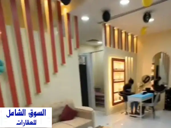 صالون نسائي راقي للبيع في عجمان الحميدية 1:...