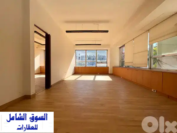 مكتب فاخر 100م² للإيجار في سايفي بيروت (RAO264802) |...