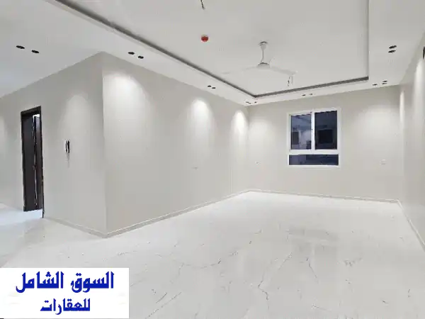 فرصة ذهبية بالحد، البحرين: شقة فاخرة جديدة 220م للبيع |...