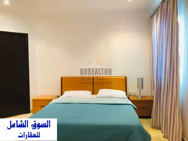 شقتك المفروشة الفاخرة بالسالمية: غرفة نوم...