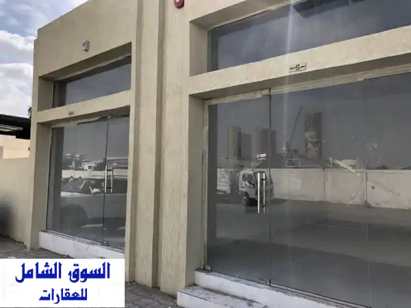 فرصة استثمارية: حوطة مميزة للإيجار بالصناعية 15 الشارقة - 16000 قدم مربع بموقع حيوي ومكاتب جاهزة