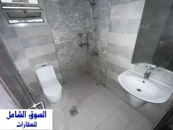 استوديو للإيجار السنوي بالروضة عجمان: طابق أرضي، مطبخ منفصل، تكييف مركزي | خلف شرطة الحميدية