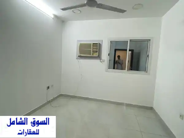 شقة للإيجار في الحد (البحرين): غرفتين نوم،...