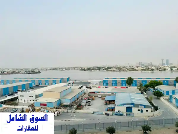 استوديو للبيع في أبراج الأورينت عجمان: إطلالة خور ساحرة وعائد استثماري ممتاز 💰