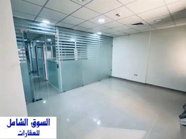 مكتب فاخر للإيجار بالشرق، قلب العاصمة | 60م بإطلالة مميزة وموقع استراتيجي
