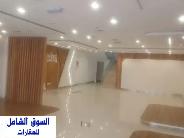 فرصتك الذهبية بحولي: محل تجاري فاخر 300م (أرضي...