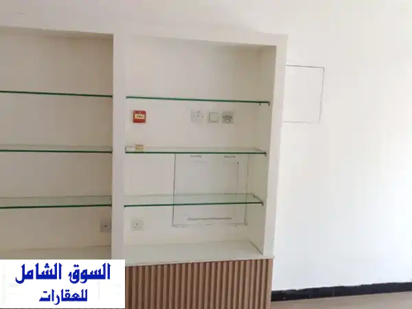 للإيجار محل تجاري  عجمان فرصة ممتازة لبدء أو توسعة نشاطك التجاري الموقع عجمان  الروضة 3 على شارع ...